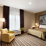 Super 8 By Wyndham Hershey Chocolate Avenue