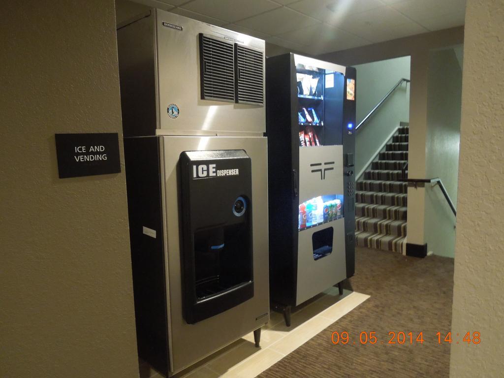 Super 8 By Wyndham Chocolate Avenue Hershey
