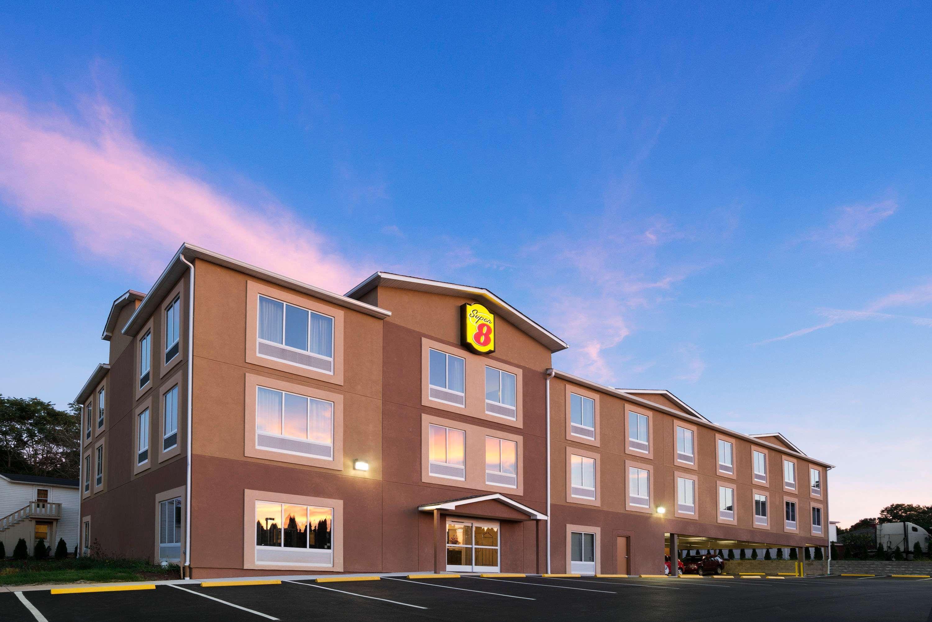Super 8 By Wyndham Chocolate Avenue Hotel Hershey