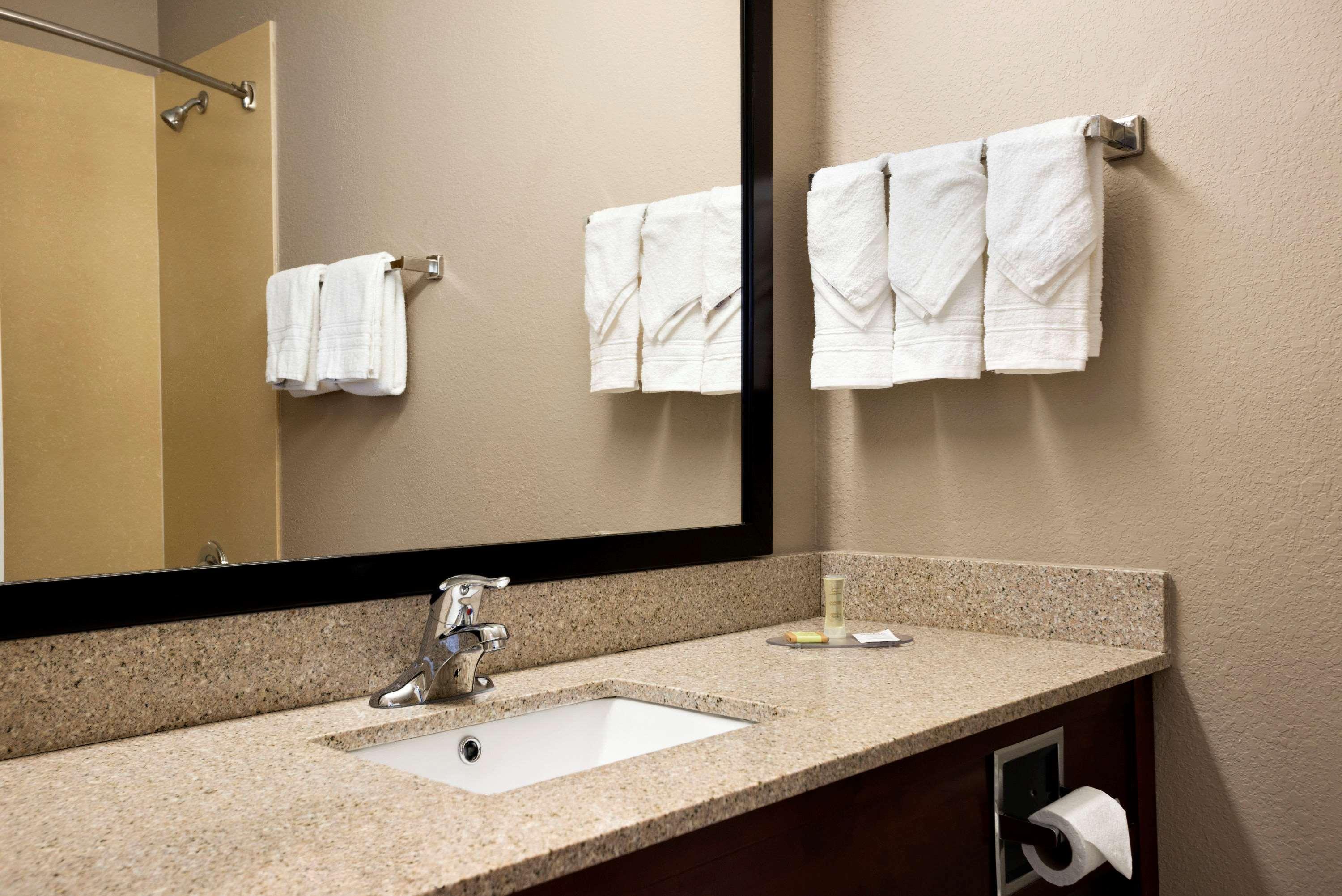 Hotel Super 8 By Wyndham Chocolate Avenue Hershey