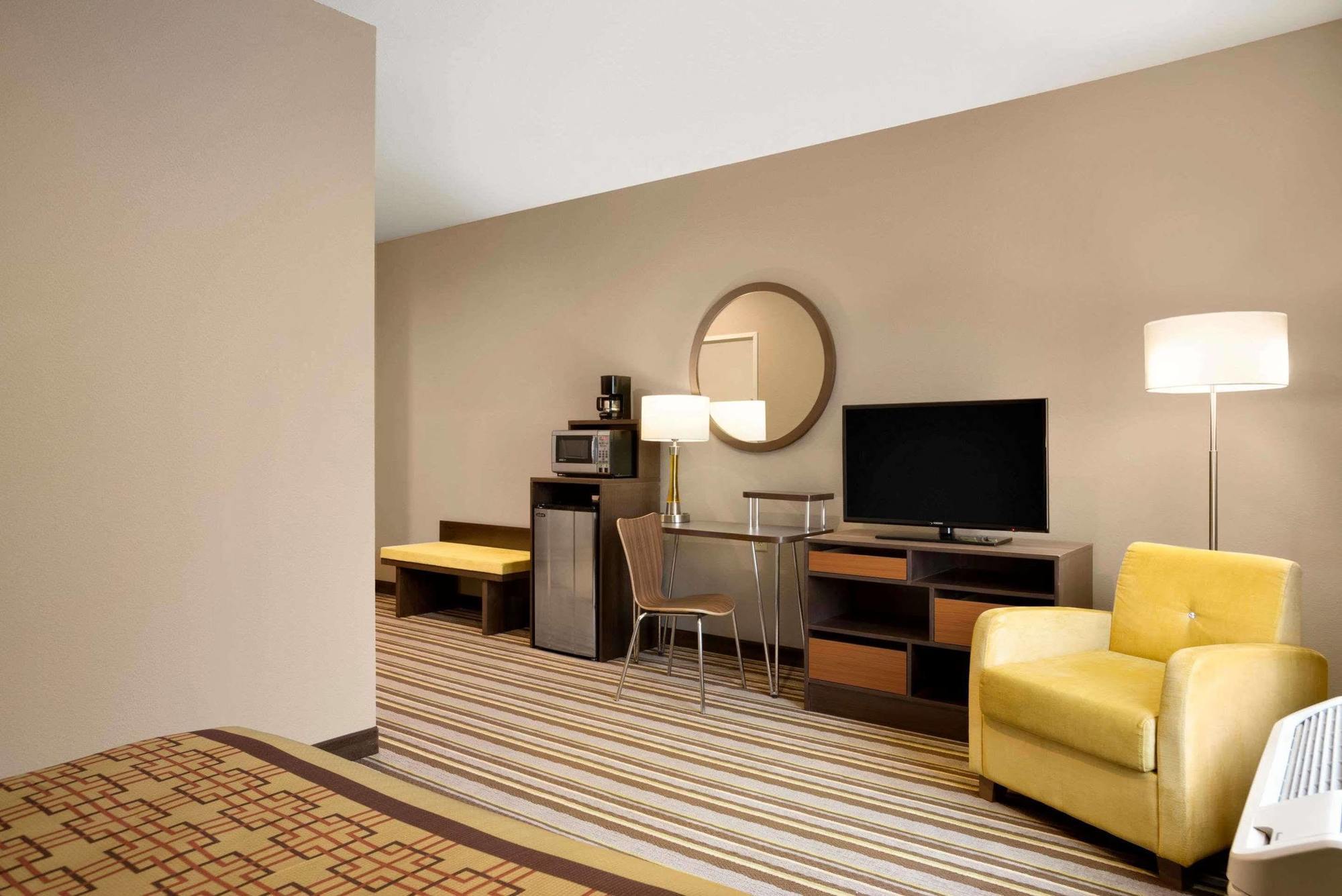 Super 8 By Wyndham Chocolate Avenue Hotel Hershey